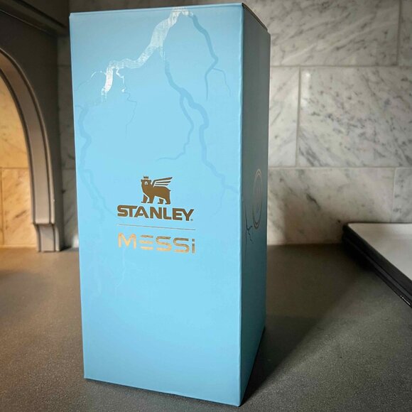 Messi x Stanley 1913 40 oz. Quencher ProTour Flip Straw Blue Tumbler - Picture 2 of 6